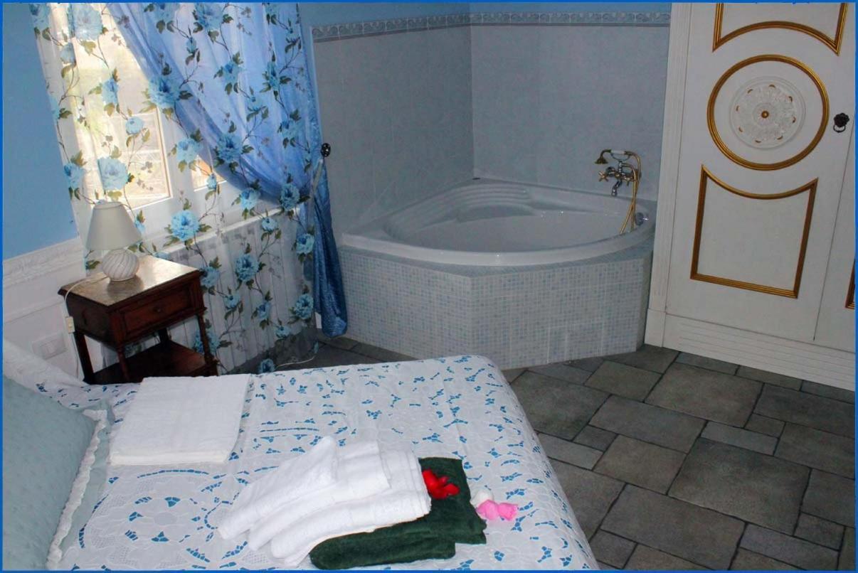 Bed And Breakfast Sopranos La Spezia Dış mekan fotoğraf